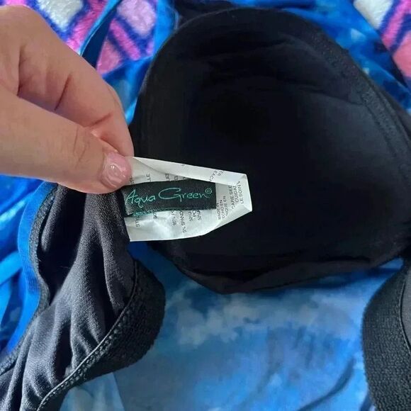 Aqua Green blue and black Tankini top - Picture 5 of 6